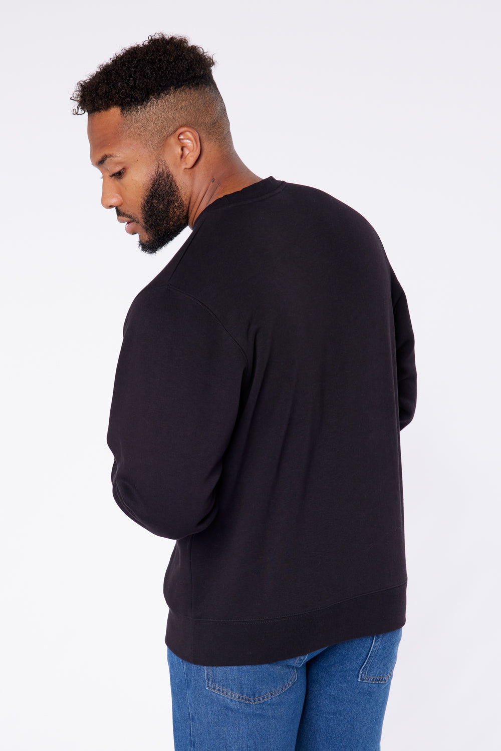 Black Essentials Sweatshirt